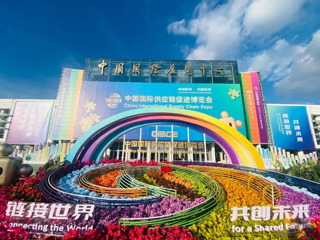 ���w�Ƽ������׌�朲���(hu��)������ʡ��ʡ�L�����M(j��n)��������ί��ӛ�������I(l��ng)��(d��o)һ���W�R���^